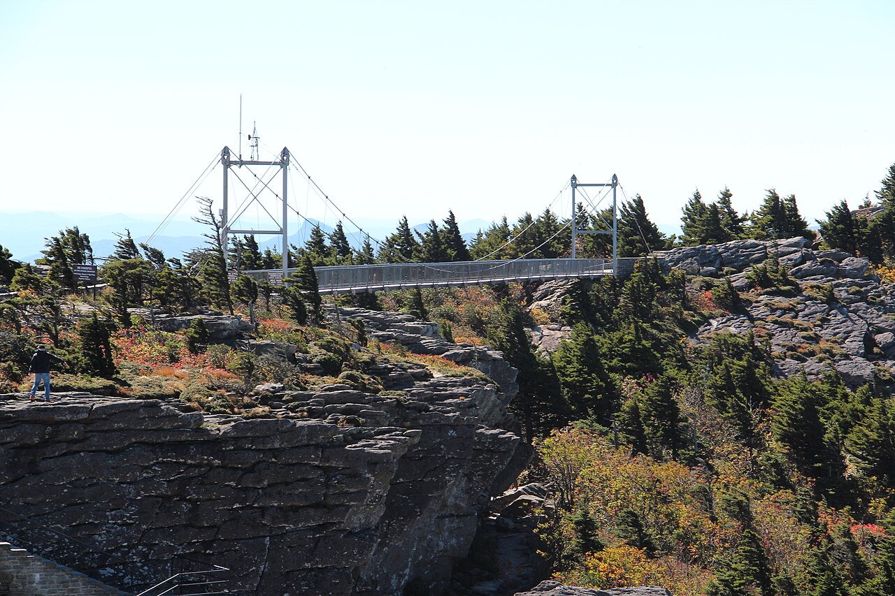 Grandfather Mountain Mile High Swinging Bridge